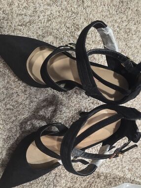JustFab Black Pointed-Toe Strappy Heels